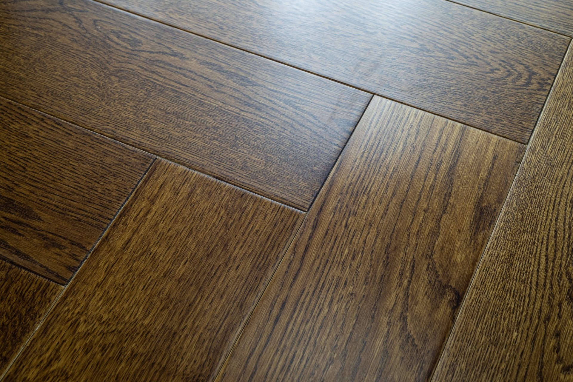 Инженерный паркет «Damy Floor» Ореховый (укладка елочкой) — купить в Саранске